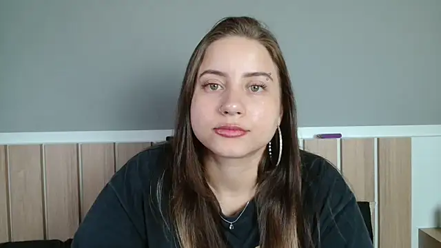 Snapshot of 520_Loirex_741 chatting on December 17, 6:35 pm 520 Loirex 741 online show from December 17, 6:35 pm