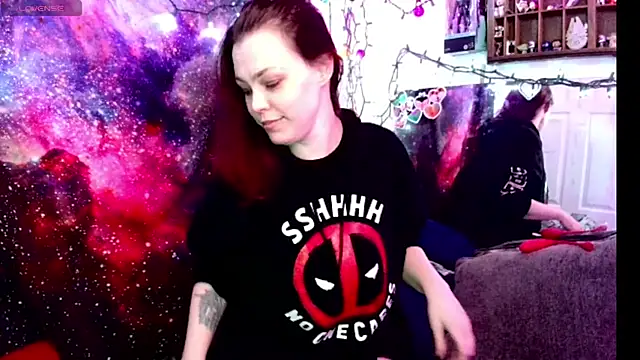 EverlyEster online show from January 26, 6:59 am