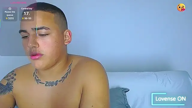 Latino Junge online show from February 20, 1:19 pm