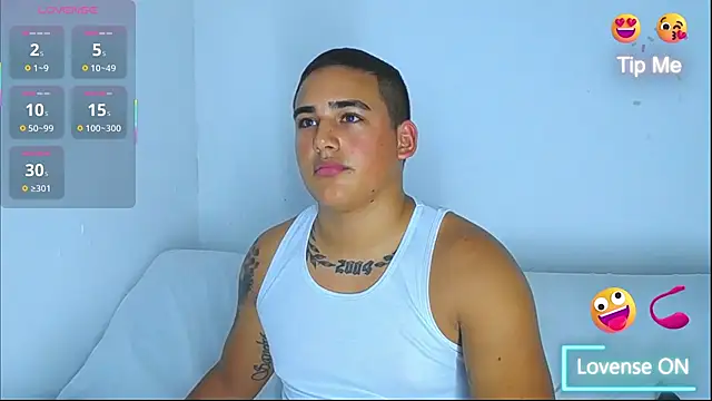 Latino Junge online show from January 18, 4:21 pm