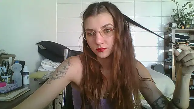 Snapshot of SweetyBabyDemon chatting on September 20, 2:00 pm SweetyBabyDemon online show from September 20, 2:00 pm