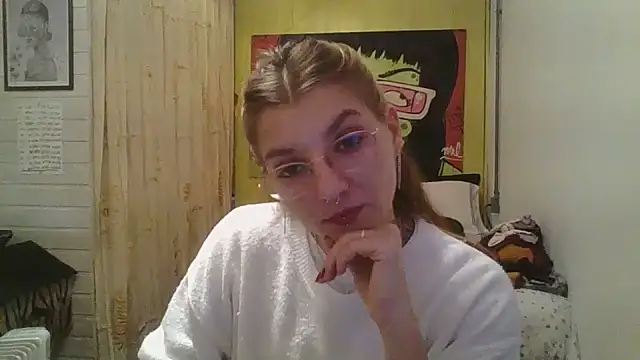 Snapshot of SweetyBabyDemon chatting on June 30, 8:31 pm SweetyBabyDemon online show from June 30, 8:31 pm