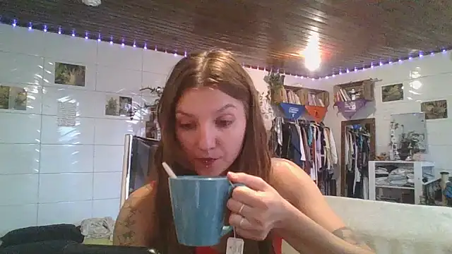 SweetyBabyDemon online show from April 4, 8:59 pm