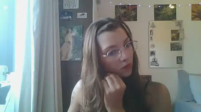 Snapshot of SweetyBabyDemon chatting on March 20, 8:29 pm SweetyBabyDemon online show from March 20, 8:29 pm