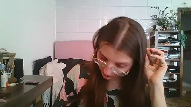 Snapshot of SweetyBabyDemon chatting on October 7, 6:53 pm SweetyBabyDemon online show from October 7, 6:53 pm