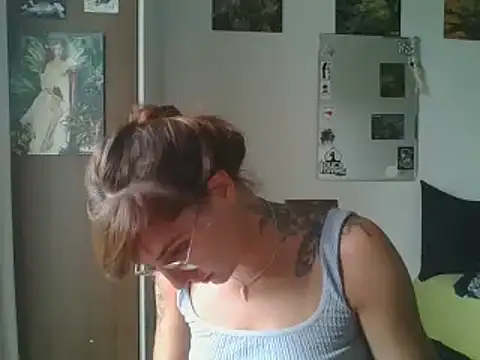 Snapshot of SweetyBabyDemon chatting on February 1, 8:37 pm SweetyBabyDemon online show from February 1, 8:37 pm