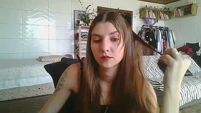 Snapshot of SweetyBabyDemon chatting on September 10, 4:50 pm SweetyBabyDemon online show from September 10, 4:50 pm