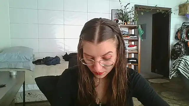 Snapshot of SweetyBabyDemon chatting on September 9, 4:49 pm SweetyBabyDemon online show from September 9, 4:49 pm