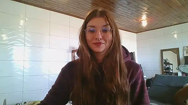 Snapshot of SweetyBabyDemon chatting on May 11, 1:12 pm SweetyBabyDemon online show from May 11, 1:12 pm