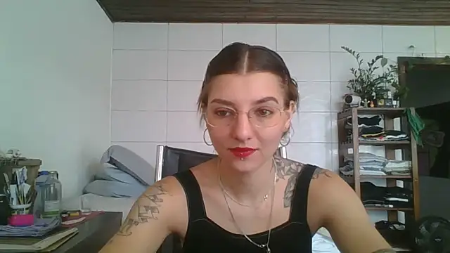 Snapshot of SweetyBabyDemon chatting on September 19, 12:31 pm SweetyBabyDemon online show from September 19, 12:31 pm