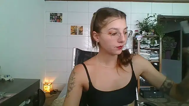 SweetyBabyDemon online show from February 17, 1:08 pm