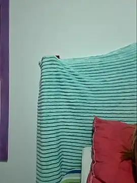 gatadeojosclaros online show from March 10, 9:12 am