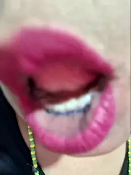 gatadeojosclaros online show from March 16, 4:52 am