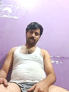 GlassBarge9 online show from January 12, 5:33 pm