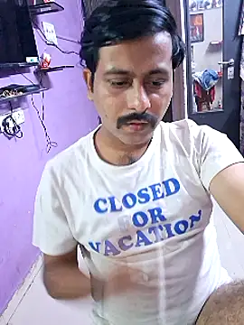 GlassBarge9 online show from January 5, 5:51 pm