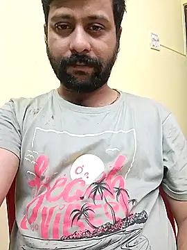 GlassBarge9 online show from October 3, 5:03 pm