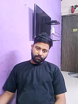 GlassBarge9 online show from March 7, 7:05 pm