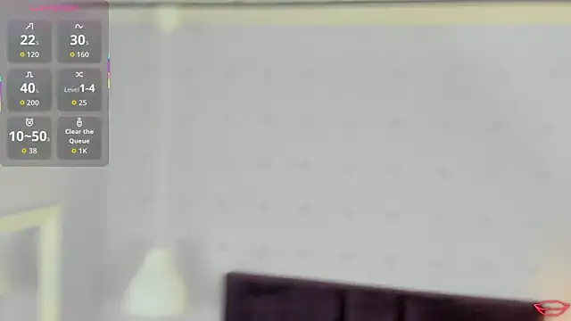 Snapshot of BrianaHazel chatting on October 22, 12:43 am BrianaHazel online show from October 22, 12:43 am