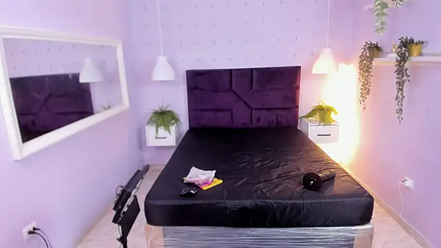 BrianaHazel online show from October 3, 8:54 pm