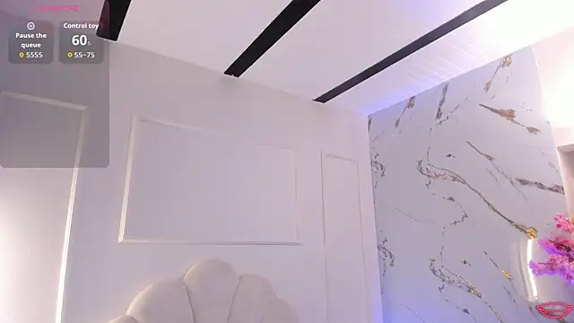 BrianaHazel online show from June 3, 7:29 pm