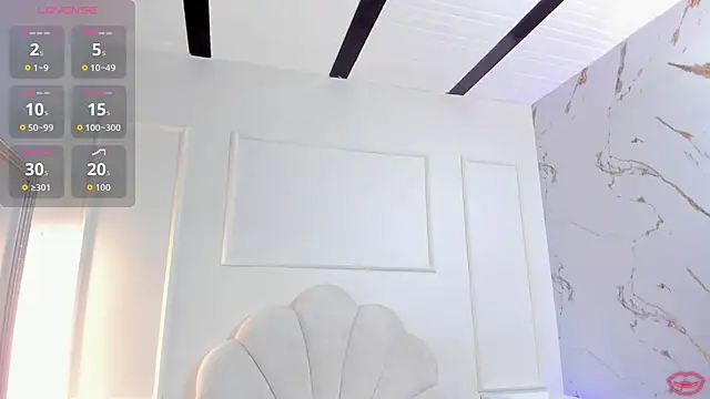 BrianaHazel online show from June 6, 7:41 pm