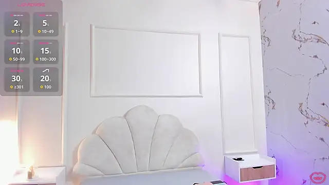 BrianaHazel online show from June 18, 11:54 pm