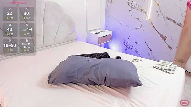BrianaHazel online show from July 13, 11:48 pm