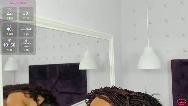 Snapshot of BrianaHazel chatting on October 24, 12:09 am BrianaHazel online show from October 24, 12:09 am