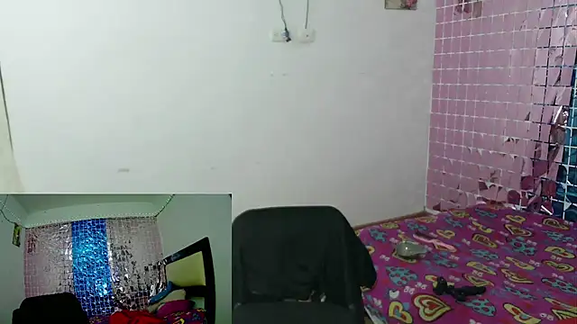 skylarhot420 online show from December 2, 2:37 am