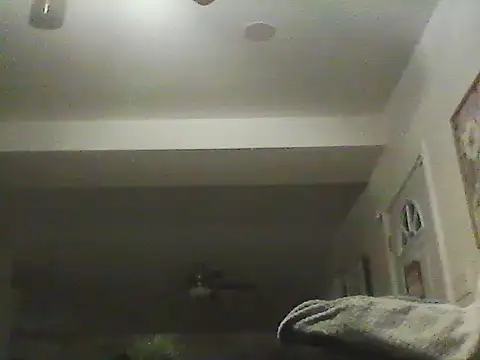 gorgeous11 online show from March 21, 9:45 am