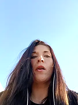 gorgeous11 online show from February 19, 12:25 am