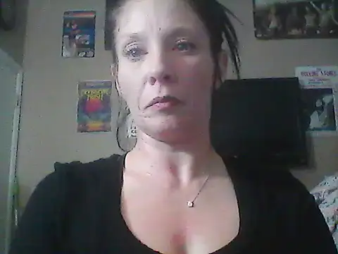 gorgeous11 online show from February 24, 6:27 am