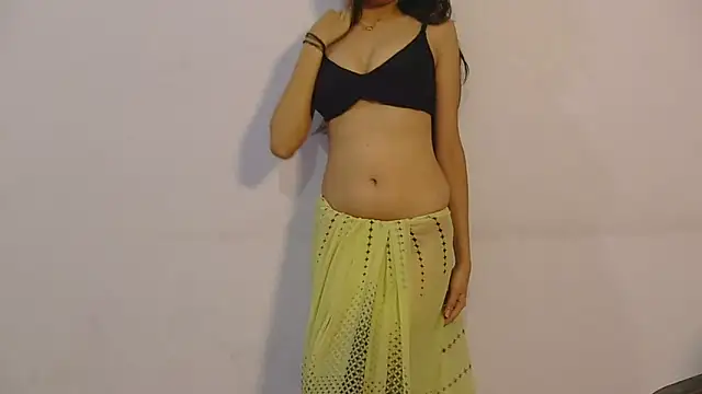 Snapshot of sexy_twisha chatting on September 19, 7:34 am sexy twisha online show from September 19, 7:34 am