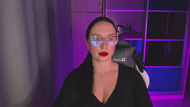 Christy Calypso online show from April 8, 4:08 pm