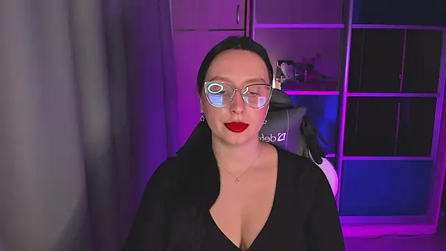 Christy Calypso online show from April 9, 4:02 pm