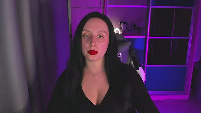 Christy Calypso online show from April 23, 4:30 pm