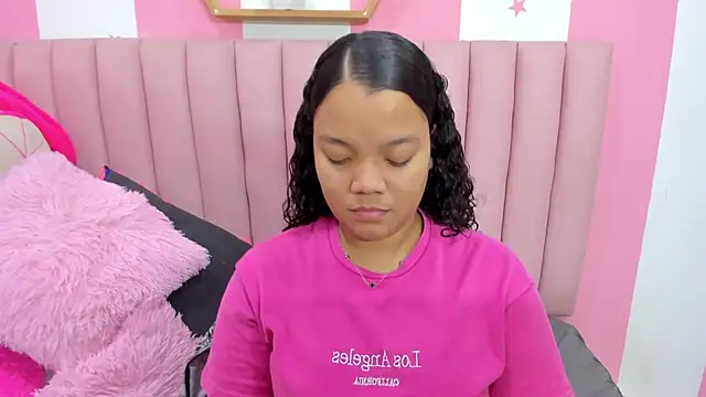 ISABELLA 020 online show from November 10, 1:16 pm