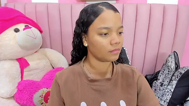 ISABELLA 020 online show from February 14, 12:38 pm