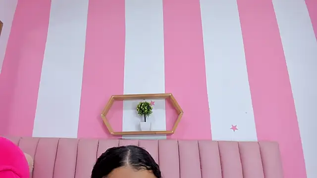 ISABELLA 020 online show from March 10, 12:42 pm