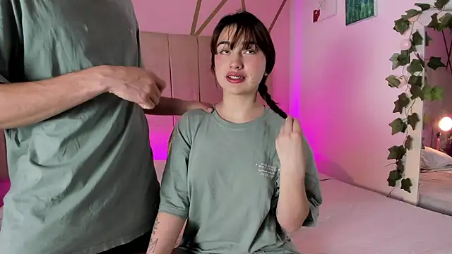 Damian n Maya online show from March 15, 9:19 am