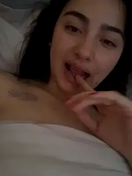 Damian n Maya online show from October 8, 4:08 pm