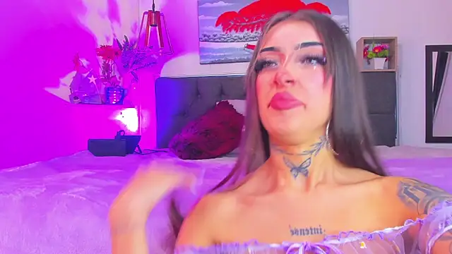 Snapshot of Andrea_flow chatting on February 10, 2:27 pm Andrea flow online show from February 10, 2:27 pm