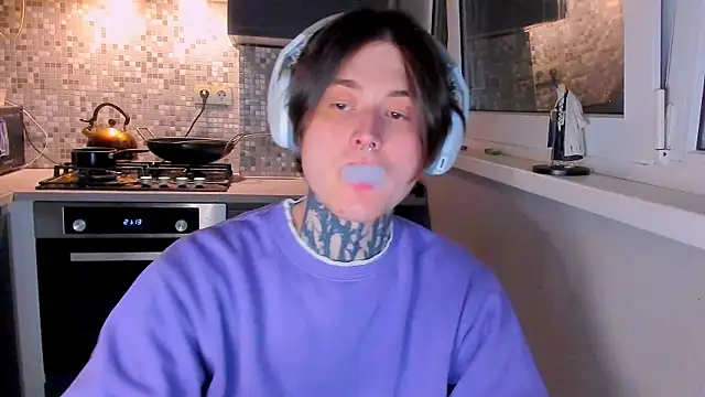  torfin  online show from February 28, 9:58 pm