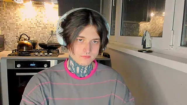  torfin  online show from February 24, 8:42 pm