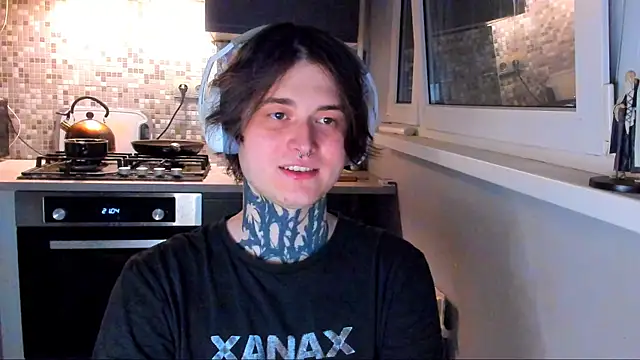  torfin  online show from March 28, 9:49 pm