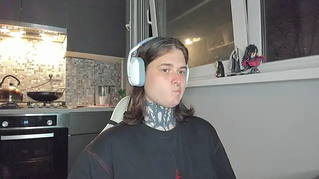  torfin  online show from March 7, 9:17 pm