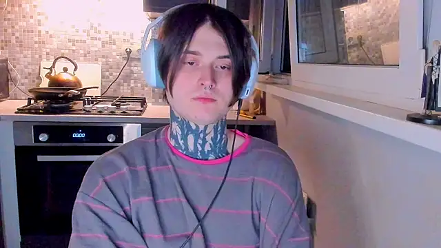  torfin  online show from March 17, 11:19 pm