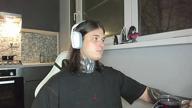  torfin  online show from March 1, 7:26 pm