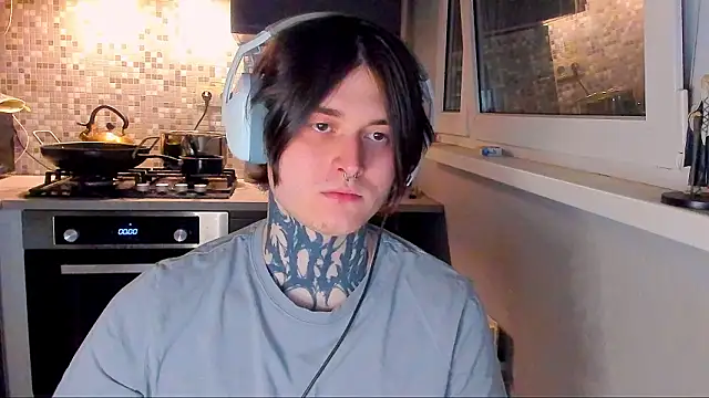  torfin  online show from March 29, 8:54 pm