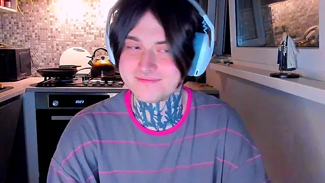  torfin  online show from March 13, 11:10 pm